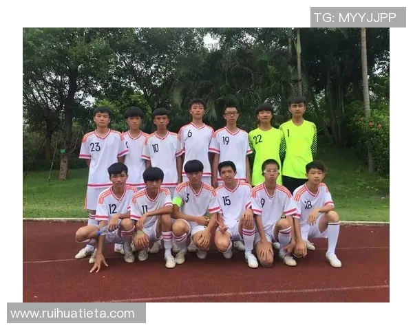 从小场地到国际赛场 足球球星的成长之路与培养秘籍